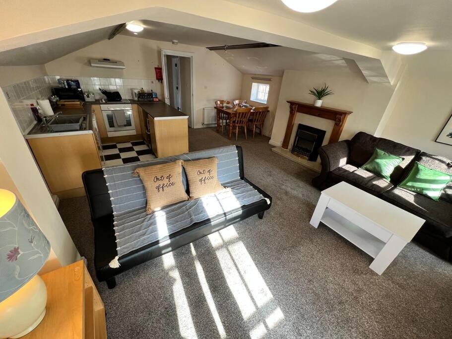 The Hideaway Holywell 1 Apartamento Exterior foto